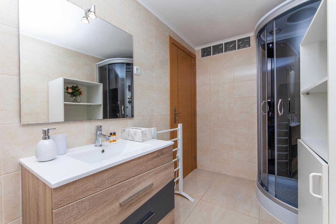 A19 -Tangerine Apartment In ラゴス エクステリア 写真